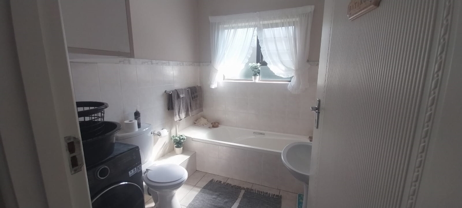 2 Bedroom Property for Sale in Gonubie Eastern Cape